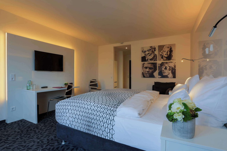 Bedroom 6