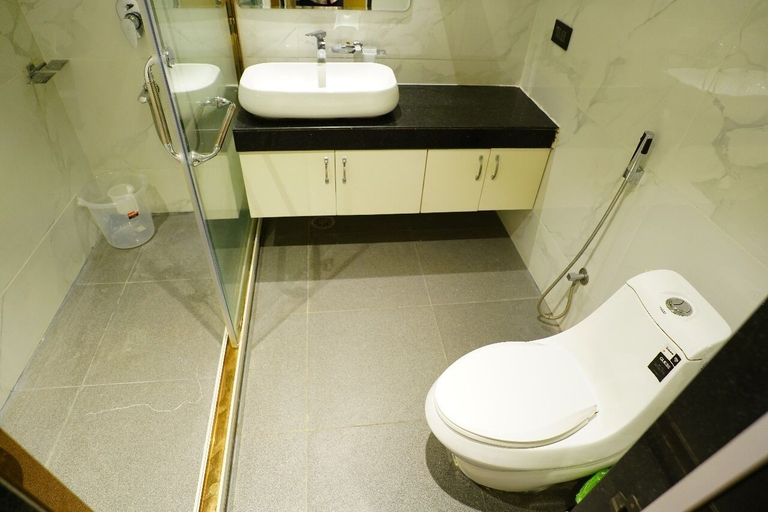 Bathroom 2, HOTEL SHREYAS GRAND ANANTHAPUR, Anantapur