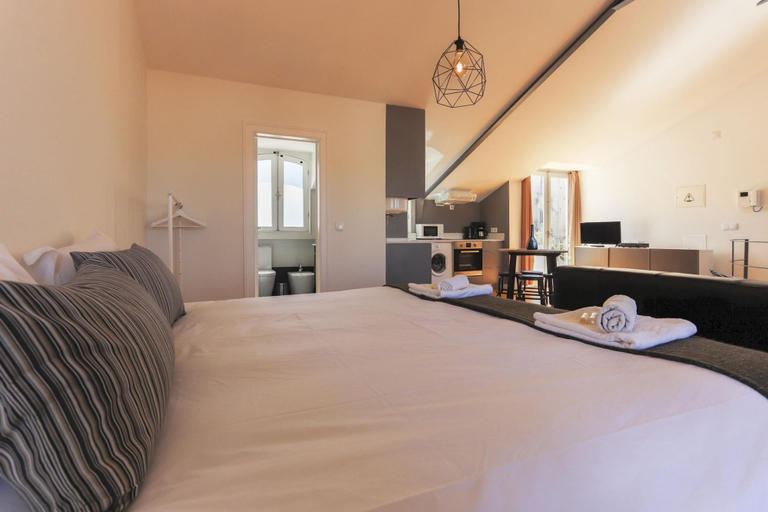 Bedroom 4, Santa Catarina Stylish by Homing, Lisbon
