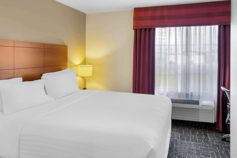 Bedroom 3, Best Western Thompson Hotel & Suites, Division No. 22