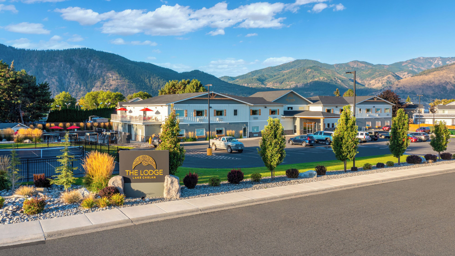 Exterior & Views 2, The Lodge Lake Chelan, Chelan