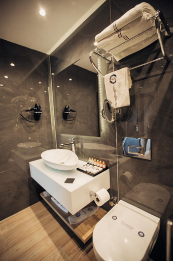 Bathroom 4, Burhaniye Marina Boutique Hotel, Burhaniye