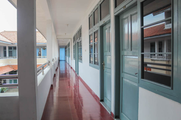 Others 5, Hotel Rajawali, Cirebon