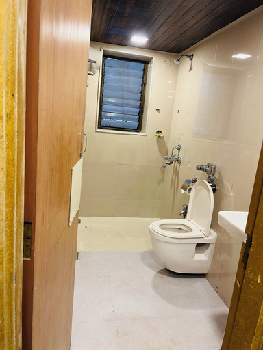 Bathroom 4, Discover Resorts Khandala, Pune