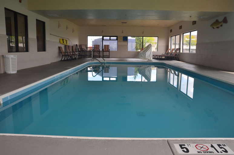Sport & Beauty 5, Comfort Inn & Suites Maumee - Toledo (I80-90), Lucas