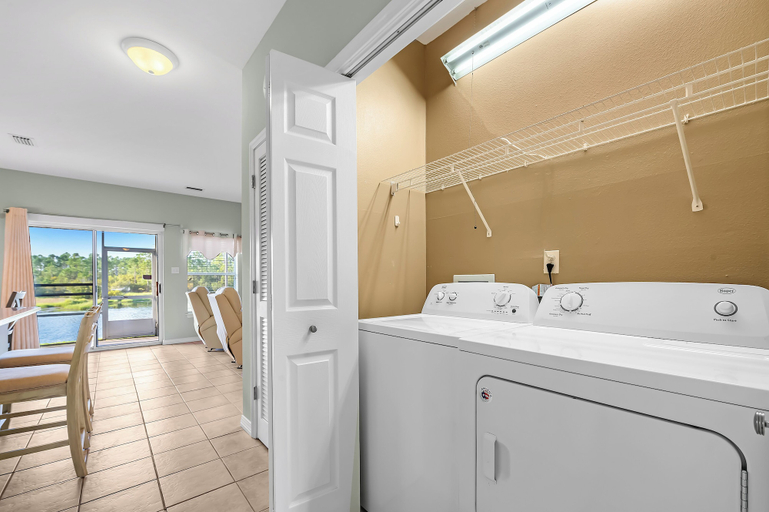 Bathroom 4, Romar Lakes 104B, Baldwin