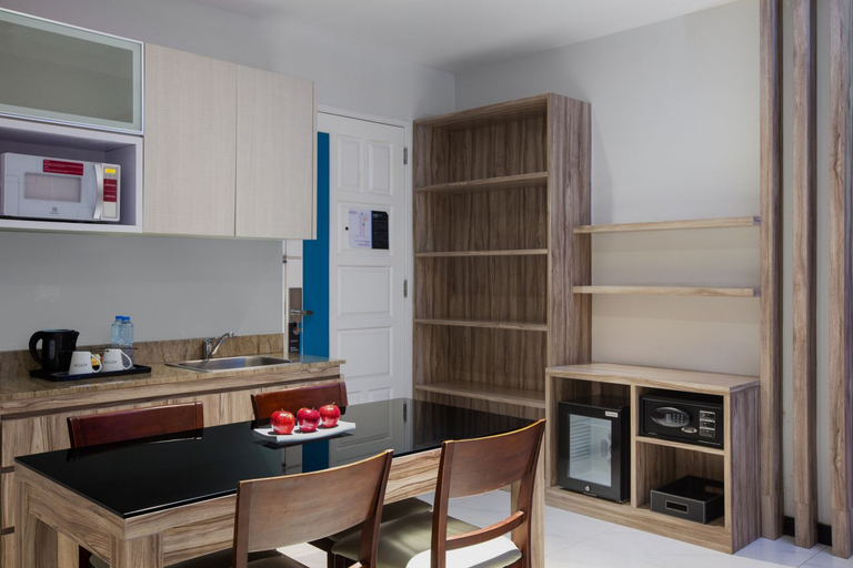 dining_room 6