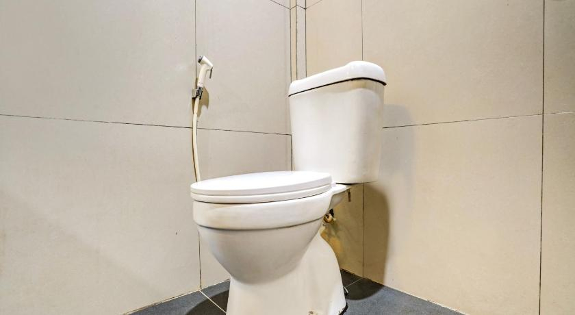 Bathroom 4, Sabaraya Cikampek Juanda, Karawang