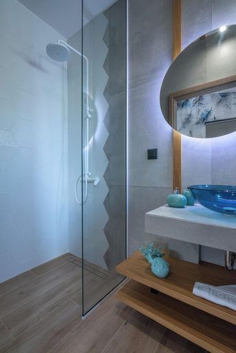Bathroom 3, Villa Lona, Crete