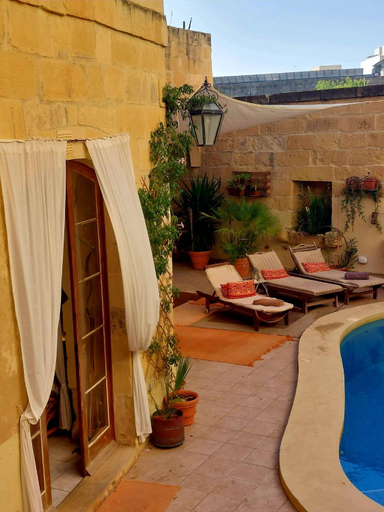 Sport & Beauty 2, Ta' Didi B&B