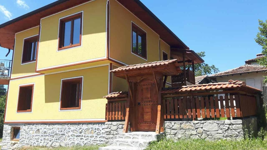 Exterior & Views 1, Къща за гости Феникс, Koprivshtitsa
