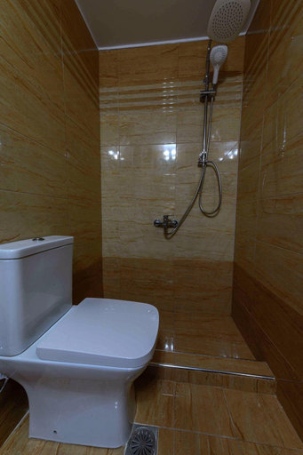 Bathroom 4, Central Rooms, Peloponnese