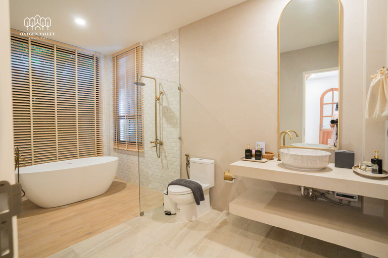 Bathroom 4, Oxygen Valley Khao Yai A6, Pak Chong