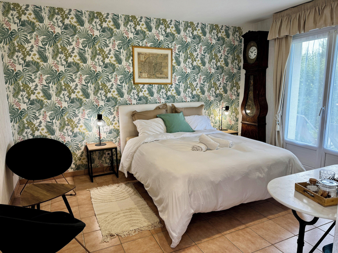 Bedroom 4, Les Vieilles Digues, Manche