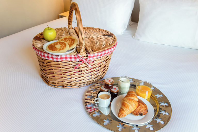 Food & Drinks 5, Hotel Helzear Etoile, Paris