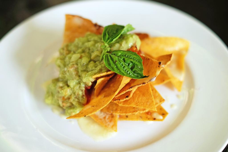 Food & Drinks 27