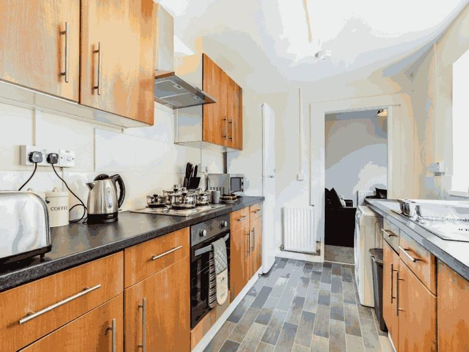 Others 3, Townhouse @ 62 Samuel Street Crewe, Cheshire East