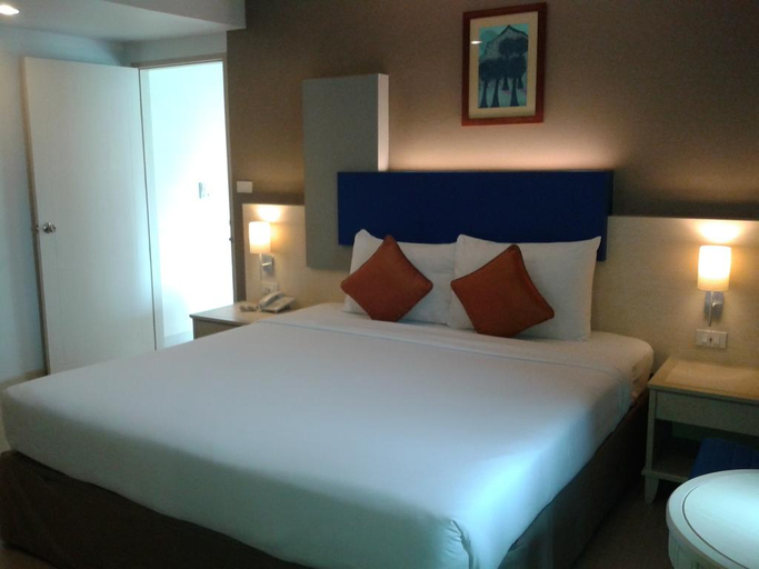 Bedroom 3, Sunshine Vista Hotel, Pattaya