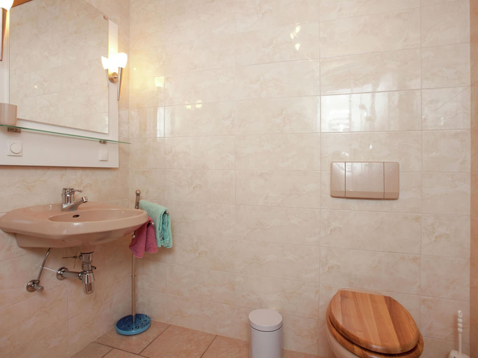 Bathroom 3, Apartment in Waidring Near Ski Slopes, Kitzbühel