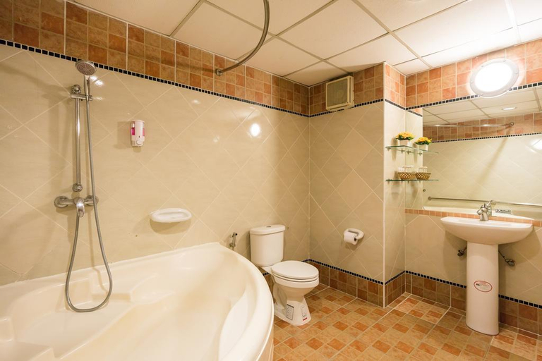 Bathroom 4, Bella Villa Prima, Pattaya
