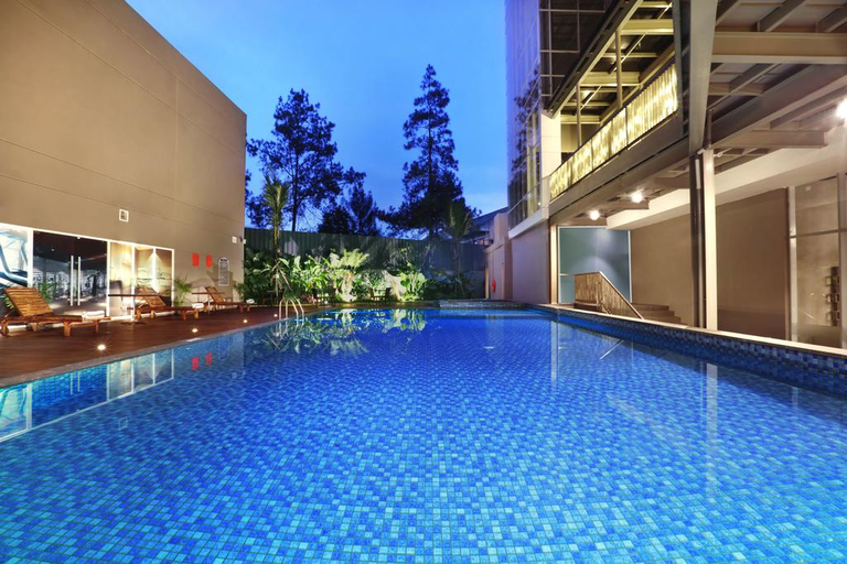 Sport & Beauty 5, Aston Pasteur, Bandung