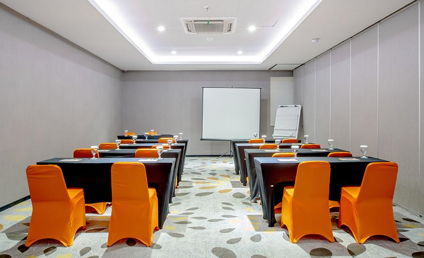 Business Facilities 4, J Hotel Bandara Soekarno Hatta, Tangerang