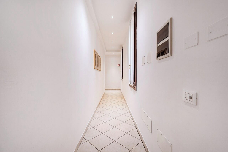 Others 5, Casa Marsilli, Venezia