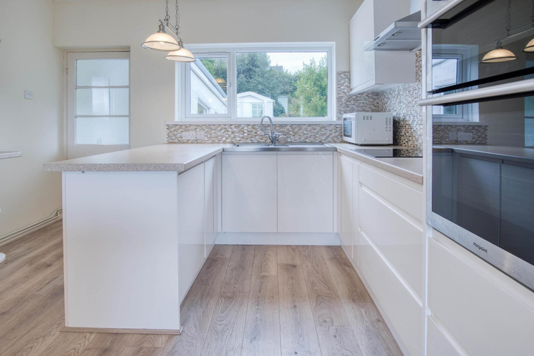 Others 4, Longview - 4 Bedroom Holiday Home - Pembroke Dock, Pembrokeshire