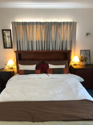 Others 2, A Cozy Room with It's Own Privacy, Upper Hutt