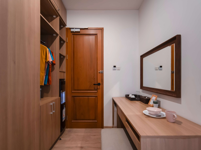 Bathroom 12