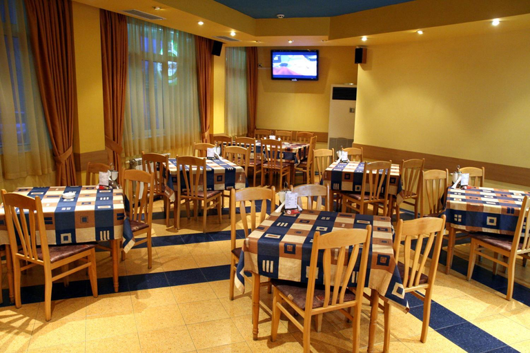 Restaurant 3, hotel Mehdjarel, Shumen