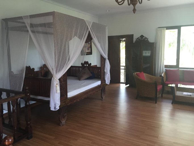 Bedroom 13