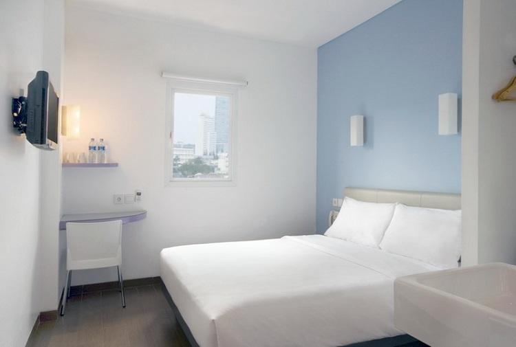 Bedroom 25