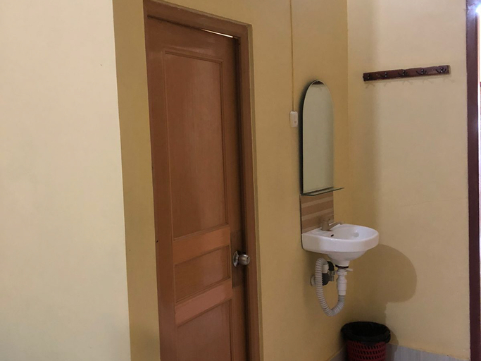 Bedroom 2, Sisca Homestay Tidung RedPartner, Thousand Islands