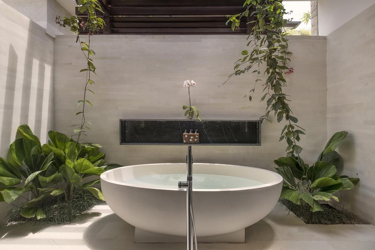 Bathroom 4, Prasana By Arjani Resort, Badung