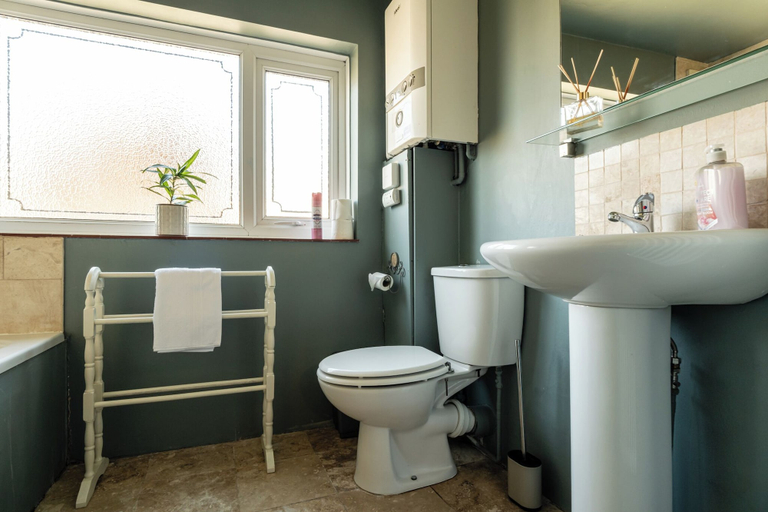 Bathroom 3, Cosy 3 Bedroom Cottage - Chipping Norton, Oxfordshire