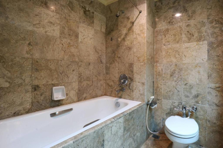 Bathroom 4