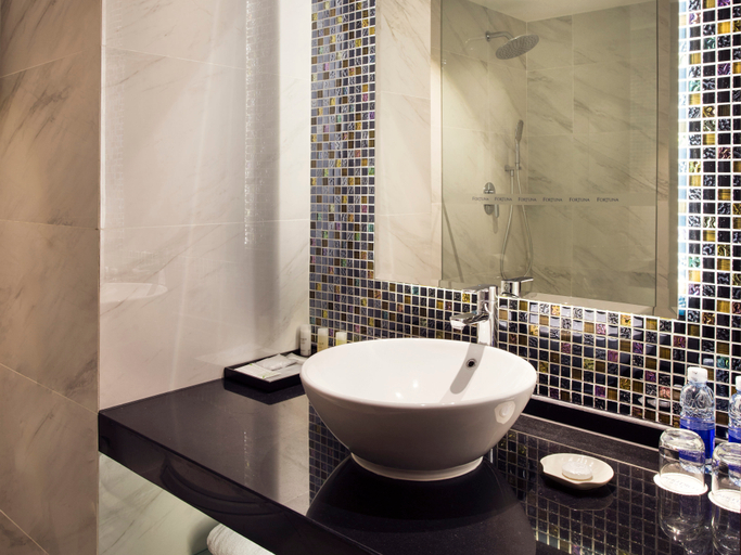 Bathroom 5, Fortuna Hotel Hanoi, Ba Đình