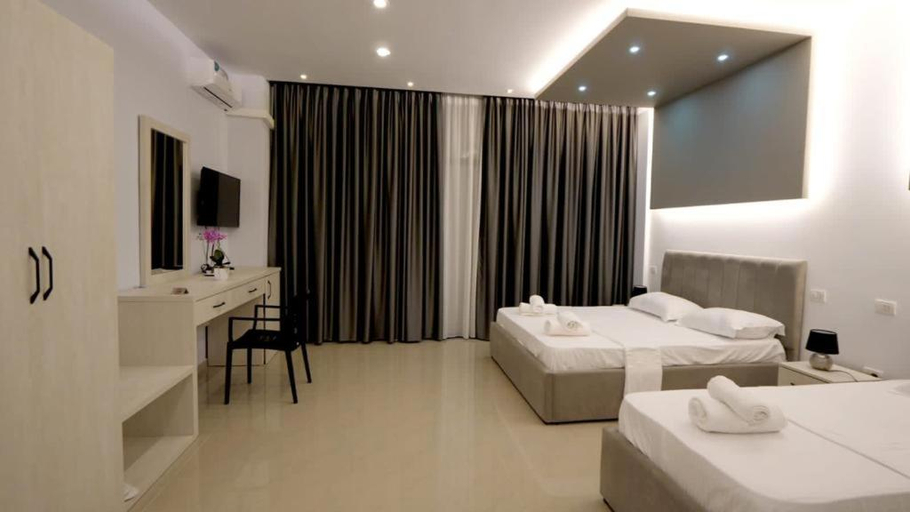 Perla e Dumrese, Bar-Restaurant-Hotel, Elbasanit