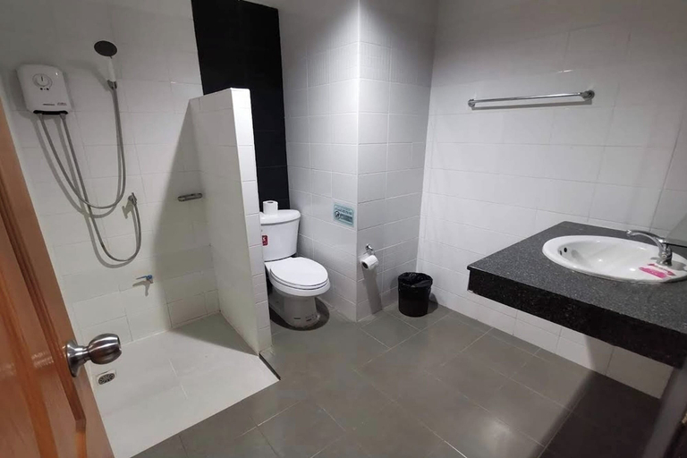 Bathroom 4, JJ Residence Phuket Town, Phuket Island