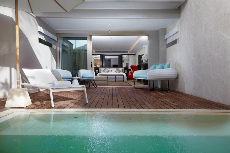 Swimming Pool 18