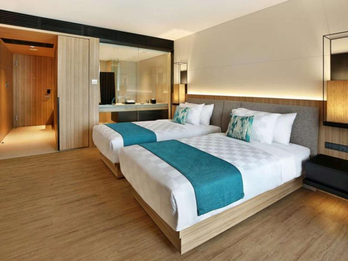 Bedroom 2, Royal Tulip Gunung Geulis Resort and Golf, Bogor