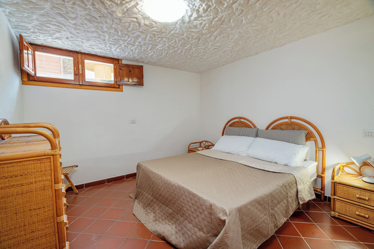 Bedroom 3, Gian s Home by Wonderful Italy, Nuoro