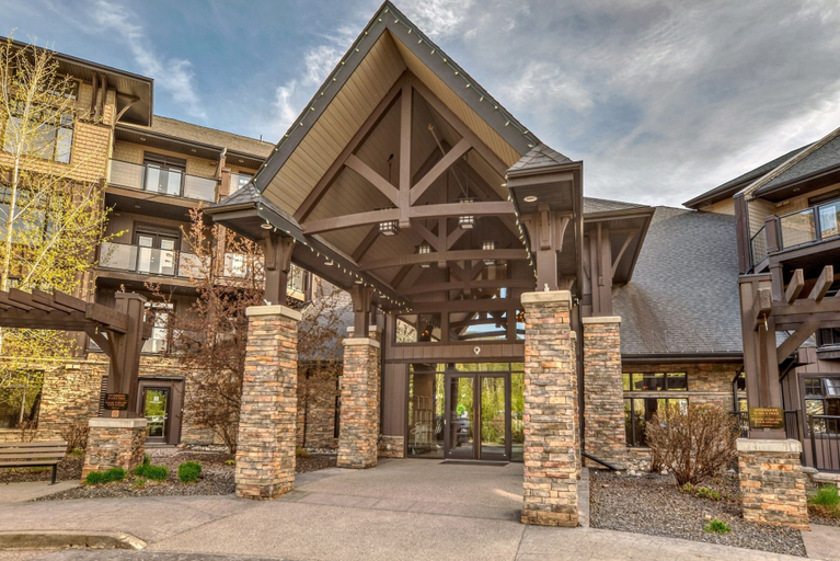 Exterior & Views 2, Copper Point Resort, East Kootenay