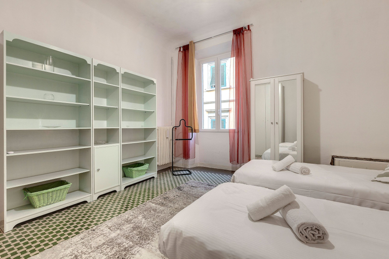 Room 4, Faenza 64 in Firenze, Florence
