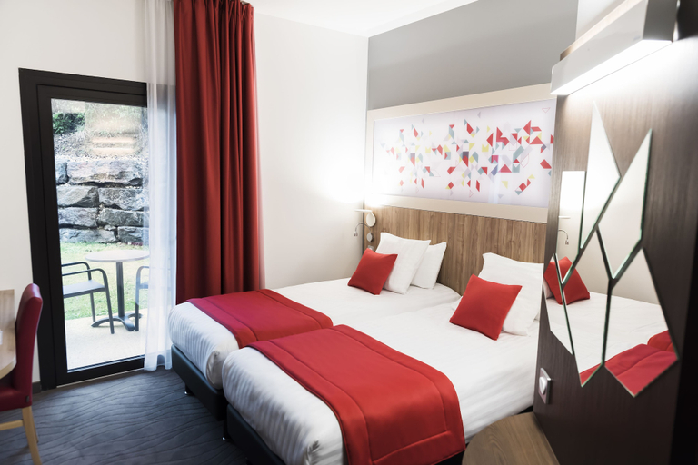 Bedroom 3, Brit Hotel Figeac, Lot