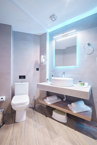 Bathroom 5, THE MAVILI URBAN STAY, Central Macedonia