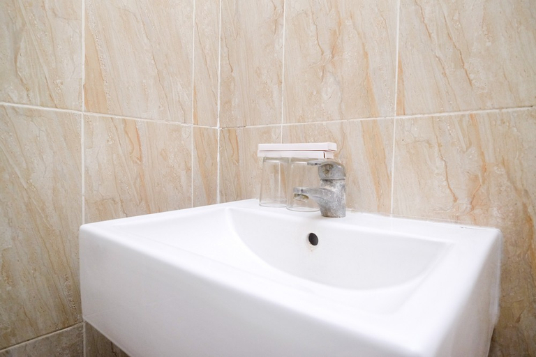 Bathroom 7