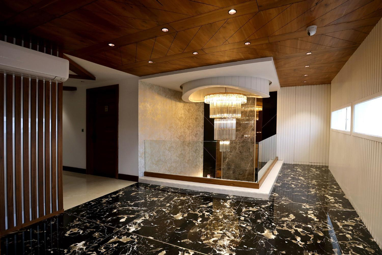 Public Area 5, ROYAL LALIT Grand Hotel, Karnal