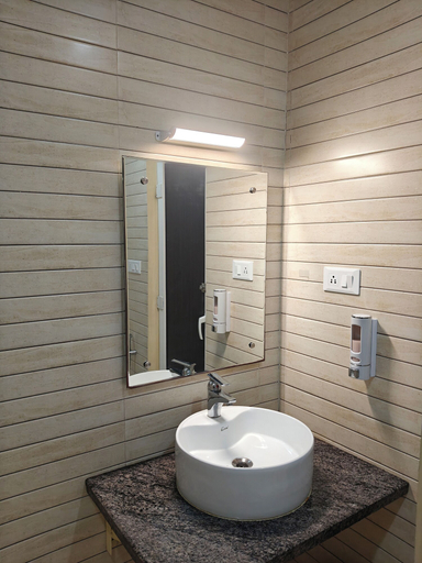 Bathroom 2, Hotel KSR Grand, Hardoi